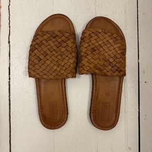 Mohinders Woven Sandal
